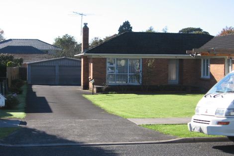 Photo of property in 53 Cambridge Terrace, Papatoetoe, Auckland, 2025