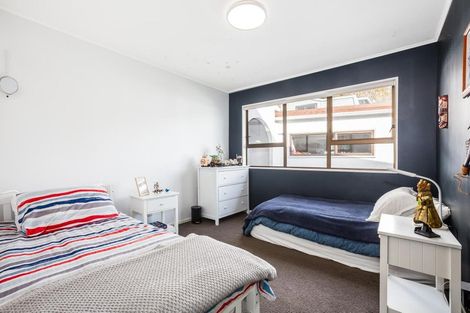 Photo of property in 22 Solander Place, Whitby, Porirua, 5024