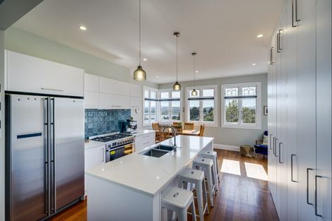 Photo of property in 42 Simla Terrace, Hospital Hill, Napier, 4110