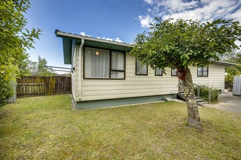 Photo of property in 1/11 Hetley Crescent, Taradale, Napier, 4112