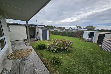Photo of property in 1 Ngaio Street, Kaka Point, 9271