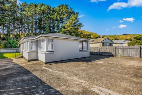 Photo of property in 108 Corinna Street, Waitangirua, Porirua, 5024