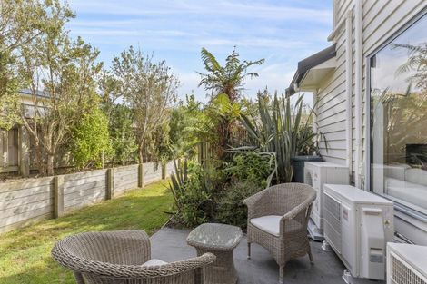 Photo of property in 4 Edington Grove, Churton Park, Wellington, 6037