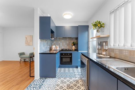 Photo of property in 4/83 Birkdale Road, Birkdale, Auckland, 0626