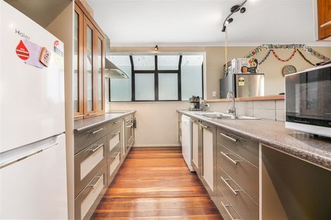 Photo of property in 1/13a Kitewao Street, Northcote, Auckland, 0627