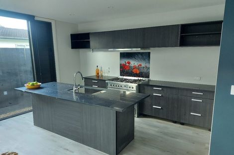 Photo of property in 20 De Val Drive, Titirangi, Auckland, 0604