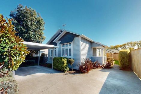 Photo of property in 19 Chelwood Street, Takaro, Palmerston North, 4412