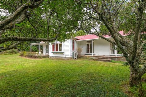 Photo of property in 49 Joblins Road, Levin, 5571