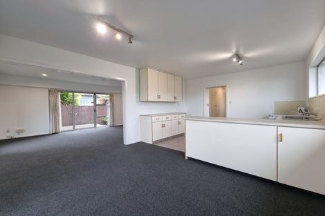 Photo of property in 65 Oakhampton Street, Hornby, Christchurch, 8042
