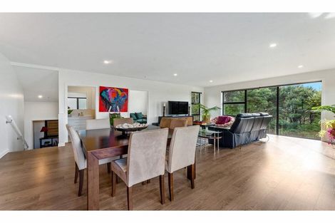 Photo of property in 5 Libertia Lane, Orewa, 0931