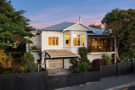 Photo of property in 14 Mataora Road, Kenmure, Dunedin, 9011