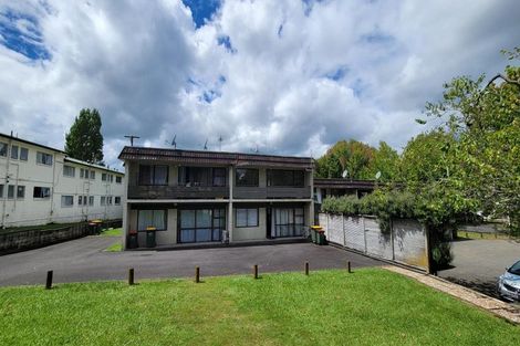 Photo of property in 2/12 Oakley Avenue, Claudelands, Hamilton, 3214