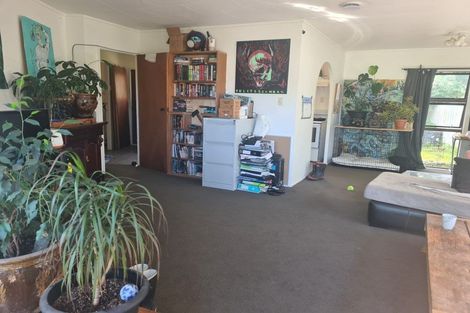 Photo of property in 73 Omapere Street, Whitby, Porirua, 5024