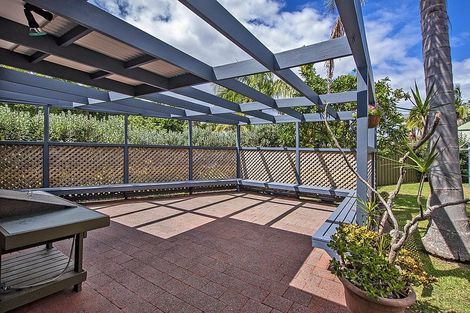 Photo of property in 16 Rugby Place, Te Kamo, Whangarei, 0112