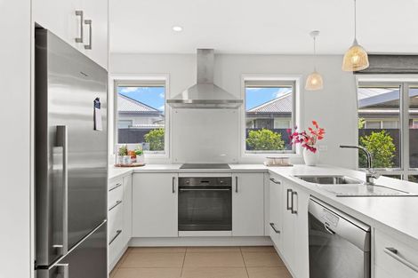 Photo of property in 5 Limbrick Close, Wigram, Christchurch, 8042