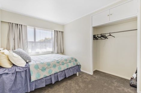Photo of property in 17 Freshney Place, Hillpark, Auckland, 2102