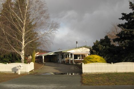 Photo of property in 4 Gavan Street, Cromwell, 9310