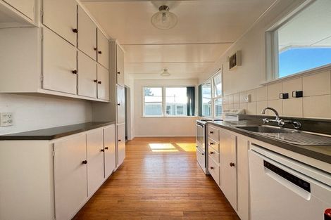 Photo of property in 20 Mark Avenue, Paparangi, Wellington, 6037