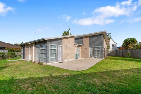 Photo of property in 32d Robinson Avenue, Holdens Bay, Rotorua, 3010