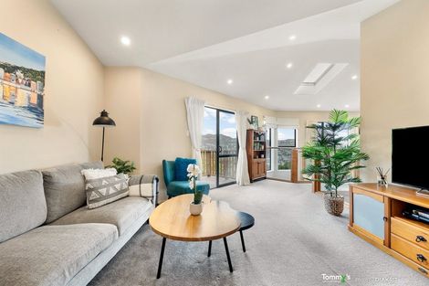 Photo of property in 36 Chesterton Street, Johnsonville, Wellington, 6037