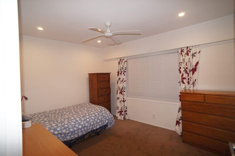 Photo of property in 4210a/2 Great North Road, Glendene, Auckland, 0602