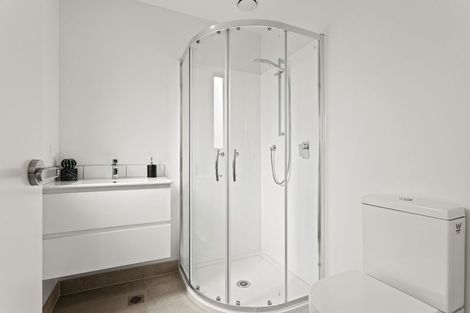 Photo of property in 11 Meg Lane, Glen Eden, Auckland, 0602