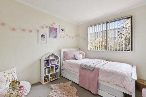 Photo of property in 6 Mcgowan Rise, Tuakau, 2121