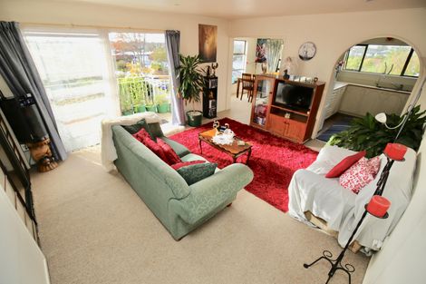 Photo of property in 10u9 Hunter Street, Hamilton Lake, Hamilton, 3204