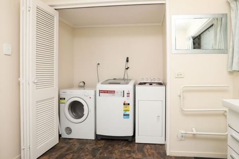 Photo of property in 10u1 Hunter Street, Hamilton Lake, Hamilton, 3204