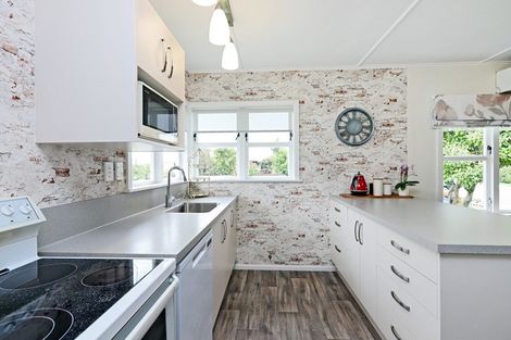 Photo of property in 44 Clarence Cox Crescent, Pirimai, Napier, 4112