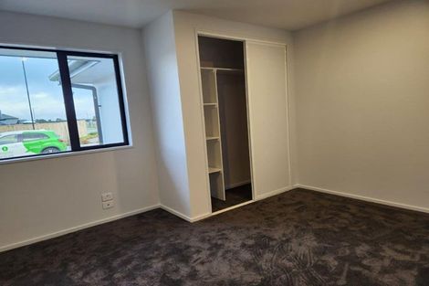 Photo of property in 22 Hayshed Street, Rolleston, 7614