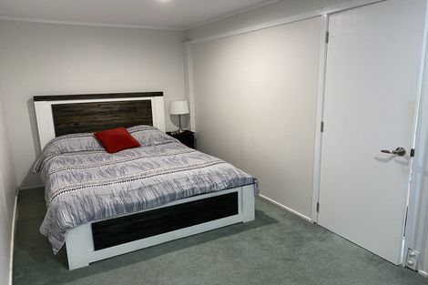 Photo of property in 25 Routley Drive, Glen Eden, Auckland, 0602