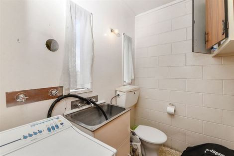 Photo of property in 100unit Lake Road, Koutu, Rotorua, 3010