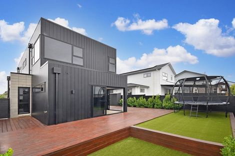 Photo of property in 58 Hayfield Way, Karaka, Papakura, 2113