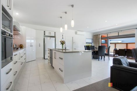 Photo of property in 48 Hanlen Avenue, Waihi Beach, 3611