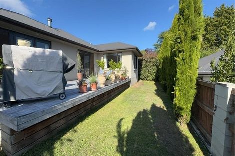 Photo of property in 9a Gillean Street, Havelock North, 4130