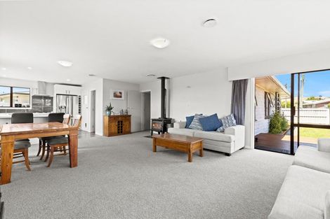 Photo of property in 3 Glover Crescent, Blenheim, 7201