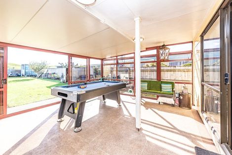 Photo of property in 49 Manuka Street, Castlecliff, Whanganui, 4501