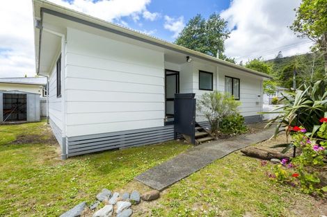 Photo of property in 36 Black Beech Street, Birchville, Upper Hutt, 5018