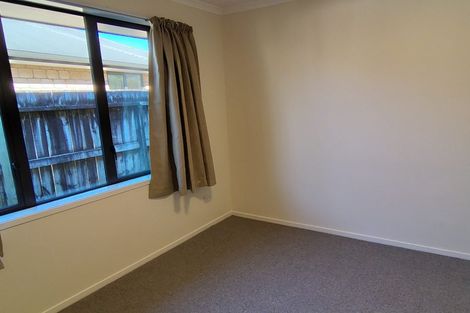 Photo of property in 6a Tralee Place, Hillcrest, Hamilton, 3216