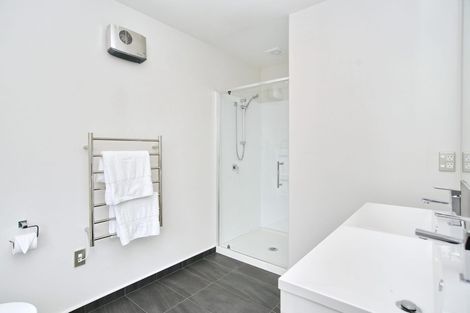 Photo of property in 11 Robalan Close, Halswell, Christchurch, 8025