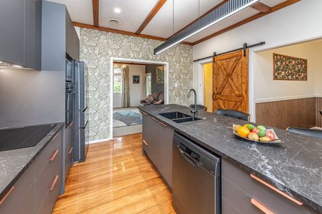 Photo of property in 20 College Street, College Estate, Whanganui, 4500