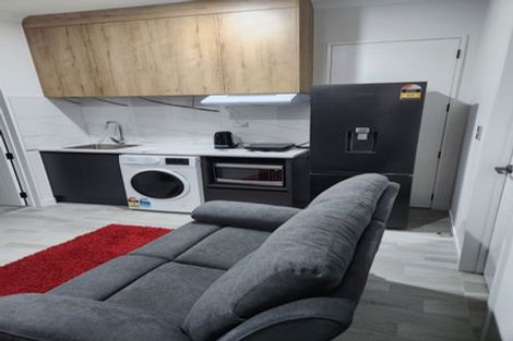 Photo of property in 2a Ballyalton Crescent, Flat Bush, 2019
