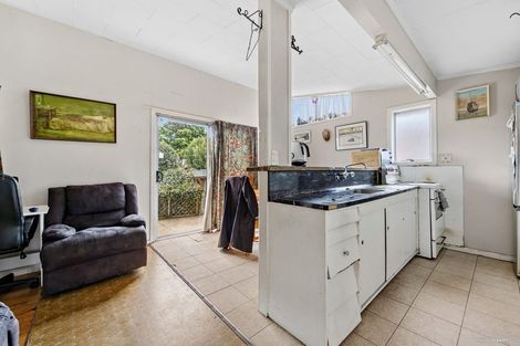 Photo of property in 15 Station Road, Takanini, 2112