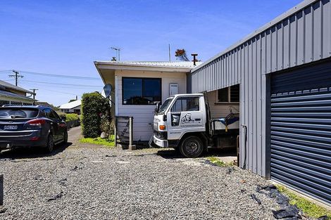 Photo of property in 77 Wilson Street, Hawera, 4610