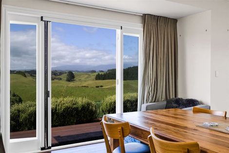 Photo of property in 200 Egmont Road, Hillsborough, New Plymouth, 4372