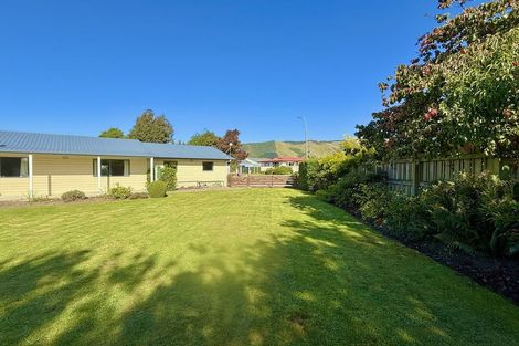 Photo of property in 9 Pitman Place, Waimate, 7924