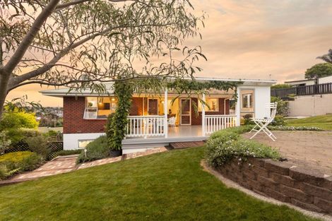 Photo of property in 51 Dinsdale Road, Dinsdale, Hamilton, 3204