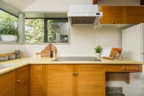 Photo of property in 17 Jamell Place, Avonhead, Christchurch, 8042