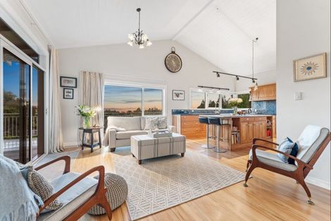 Photo of property in 181 Baddeleys Beach Road, Tawharanui Peninsula, Warkworth, 0986